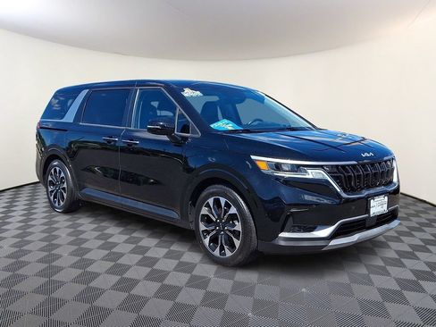 Certified 2024 Kia Carnival EX FWD image 1
