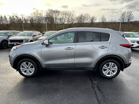 Used 2019 Kia Sportage LX w/ LX Popular Package image 8