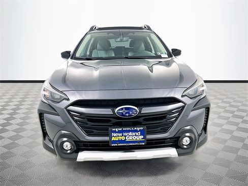 Used 2025 Subaru Outback Limited image 2