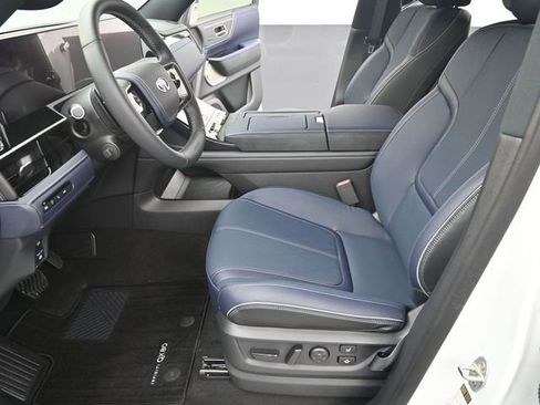 New 2026 INFINITI QX80 4WD image 13