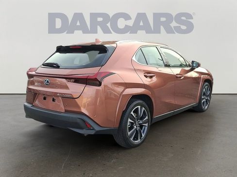 Used 2025 Lexus UX 300h AWD image 6