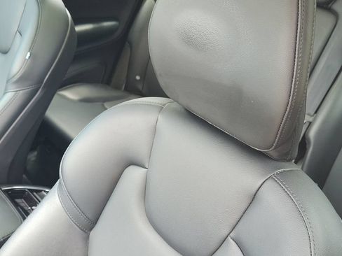 Used 2022 Volvo XC90 T5 Momentum w/ Climate Package FWD image 22