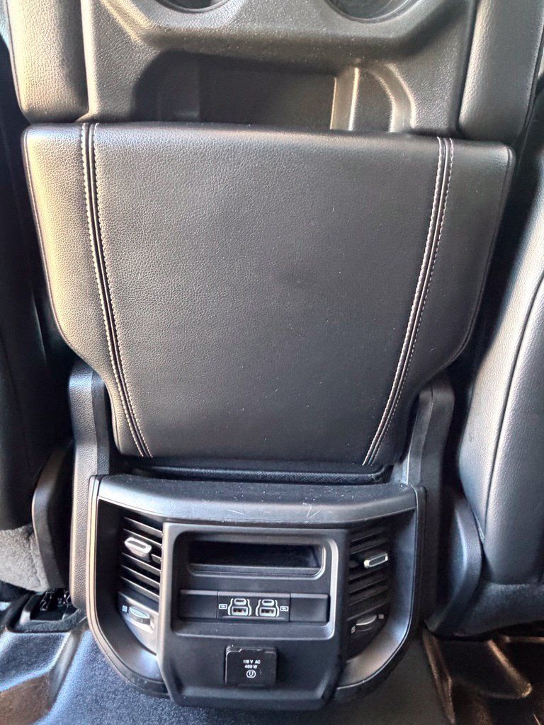 Used 2021 RAM 1500 Laramie AWD/4WD image 27