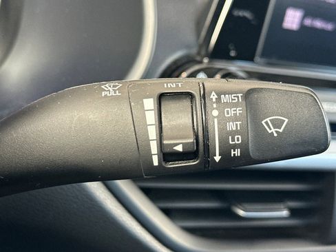 Used 2024 Kia Forte LXS FWD image 37