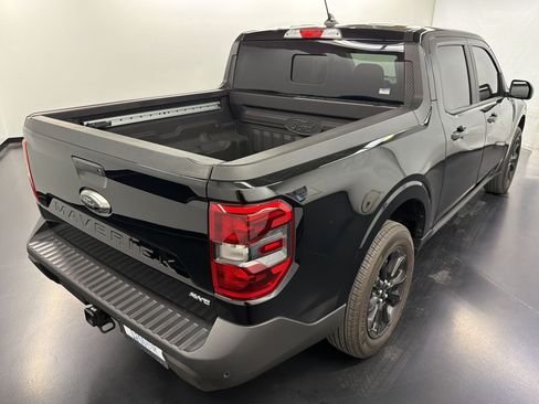 Used 2024 Ford Maverick Lariat w/ Black Appearance Package AWD/4WD image 9