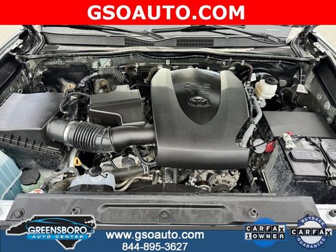 Used 2023 Toyota Tacoma SR5 w/ Technology Package image 30