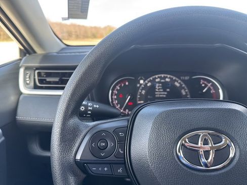 Used 2025 Toyota RAV4 LE image 10