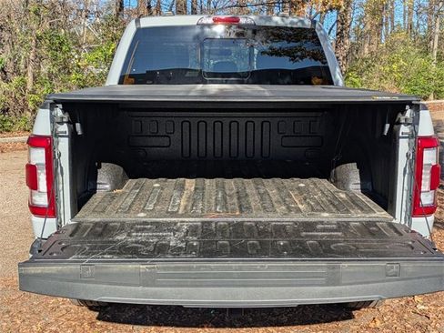 Used 2023 Ford F150 Platinum image 6