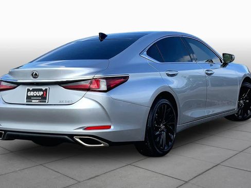 Used 2024 Lexus ES 350 w/ Technology Package FWD image 13