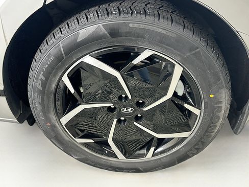 Used 2023 Hyundai Ioniq 5 Limited RWD image 11