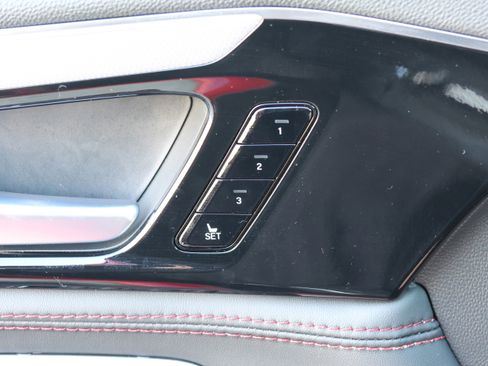 Used 2025 Acura MDX A-Spec image 13