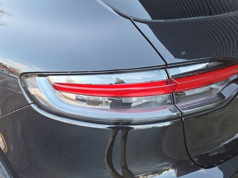 Certified 2026 Porsche Macan image 26