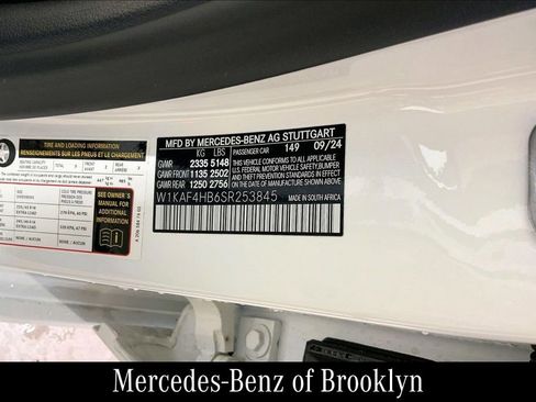 Certified 2025 Mercedes-Benz C 300 4MATIC Sedan image 32