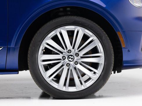 Used 2022 Bentley Bentayga Speed image 39