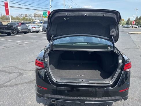 Certified 2023 Nissan Sentra SR w/ Midnight Edition Package image 10