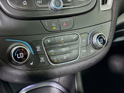 Used 2024 Chevrolet Malibu LT image 23