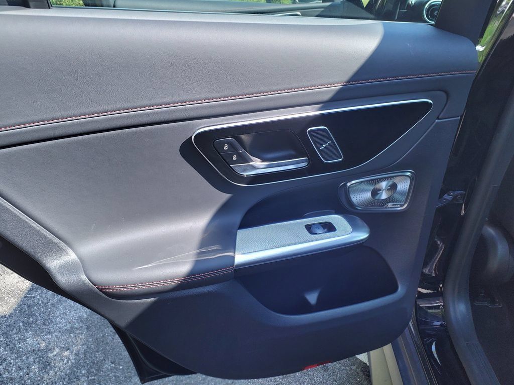 Certified 2025 Mercedes-Benz GLC 43 AMG 4MATIC Coupe image 25