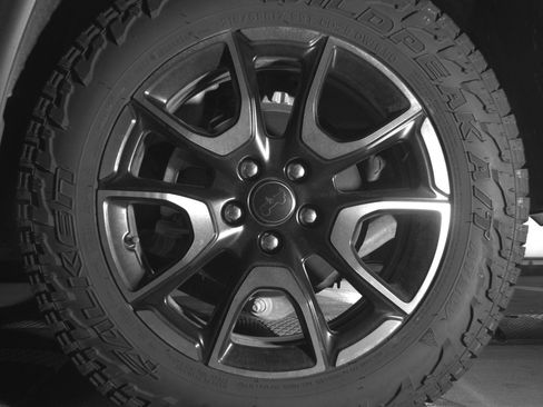 Used 2025 Jeep Compass Trailhawk AWD/4WD image 14
