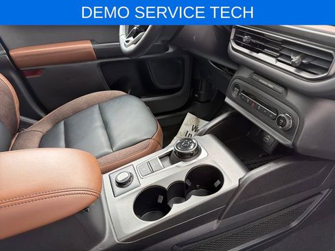 Used 2025 Ford Bronco Sport Outer Banks w/ Outer Banks Tech Package+ image 14