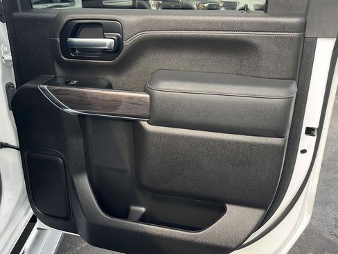 Used 2022 Chevrolet Silverado 2500 LTZ w/ LTZ Plus Package image 24