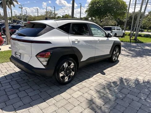 Used 2025 Hyundai Kona SEL FWD image 37