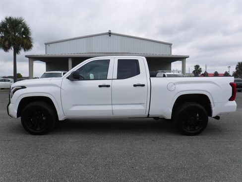 Used 2025 Toyota Tundra SR image 1