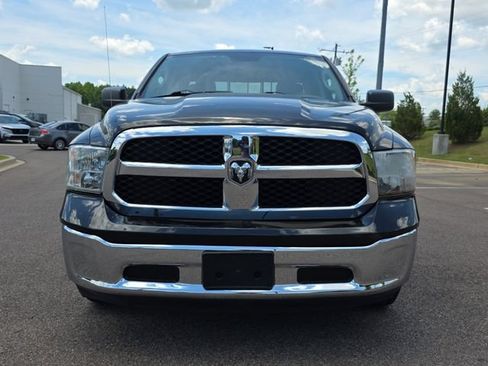 Used 2017 RAM 1500 Classic SLT AWD/4WD image 8