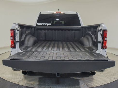 Used 2025 RAM 1500 Big Horn AWD/4WD image 10