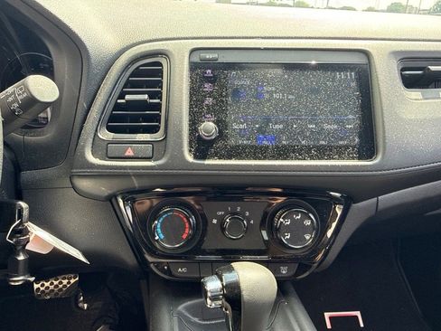 Used 2019 Honda HR-V Sport image 13