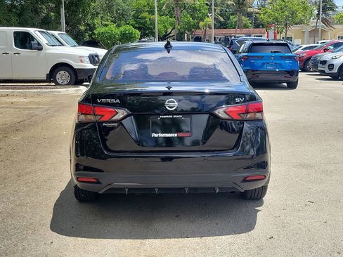 Certified 2022 Nissan Versa SV w/ Trunk Package FWD image 9
