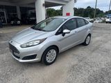 Used 2017 Ford Fiesta S image 2
