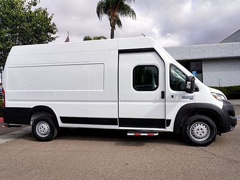 New 2024 RAM ProMaster 3500 w/ Delivery Van Package image 7