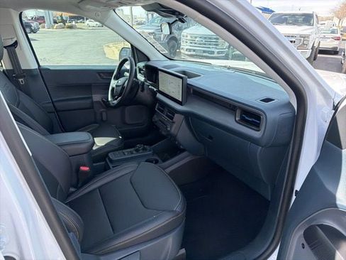 New 2025 Ford Maverick Lobo AWD/4WD image 39