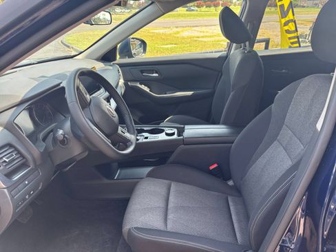 Used 2026 Nissan Rogue SV AWD/4WD image 24