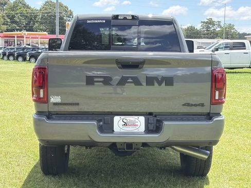 New 2026 RAM 2500 Big Horn AWD/4WD image 12