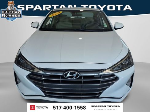 Used 2020 Hyundai Elantra SE FWD image 2