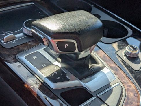 Used 2017 Audi Q7 3.0T Premium Plus image 8