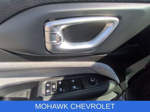 Used 2023 Jeep Compass Latitude AWD/4WD image 23