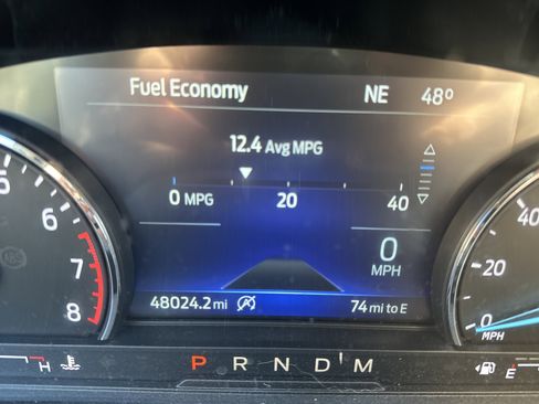 Used 2020 Ford Explorer XLT w/ Comfort Package image 11