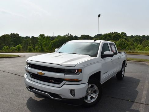 Used 2017 Chevrolet Silverado 1500 LT w/ All Star Edition AWD/4WD image 6