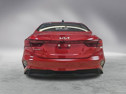 Used 2023 Kia Forte LXS image 4