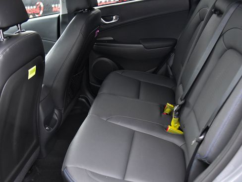 Used 2023 Hyundai Kona Limited image 37