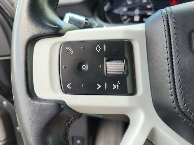Used 2021 Land Rover Defender 110 X-Dynamic HSE AWD/4WD image 28