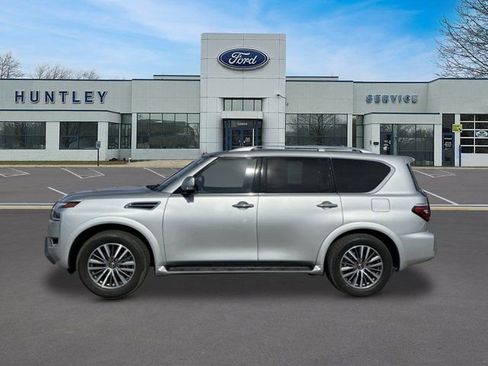 Used 2024 Nissan Armada SL AWD/4WD image 6