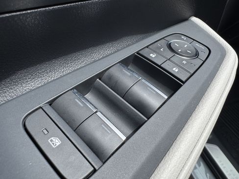Certified 2026 Toyota Grand Highlander AWD image 19
