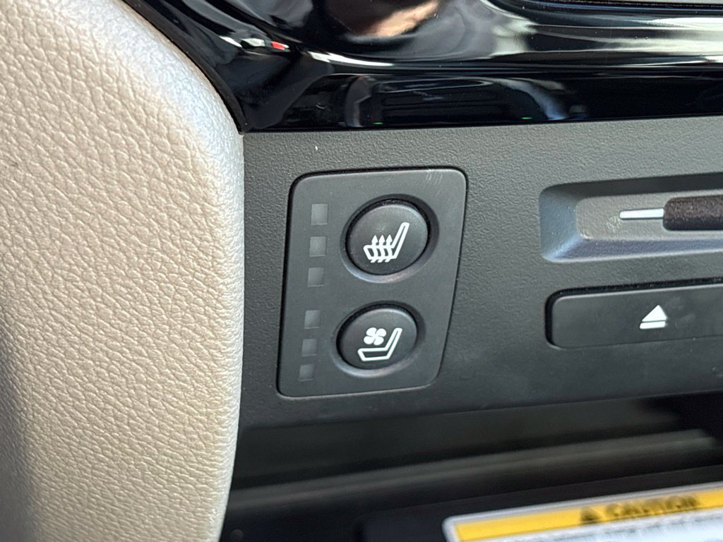 Used 2019 Honda Pilot Elite image 22