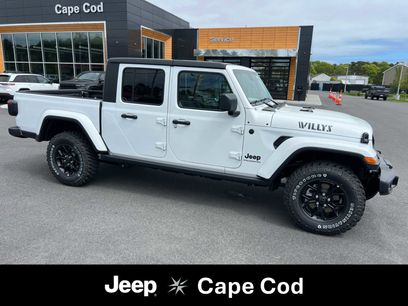 New 2025 Jeep Gladiator Sport