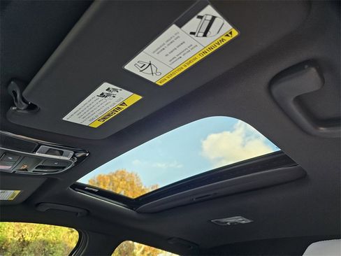 Certified 2026 Hyundai Santa Cruz SEL image 19