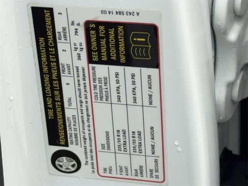 Used 2023 Mercedes-Benz EQB 250+ image 57