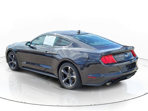 Used 2023 Ford Mustang Coupe image 3